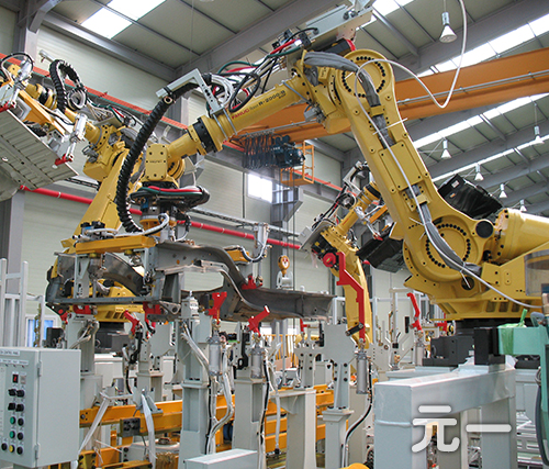 怎么區(qū)分工業(yè)中常用的搬運(yùn)機(jī)器人類(lèi)型？